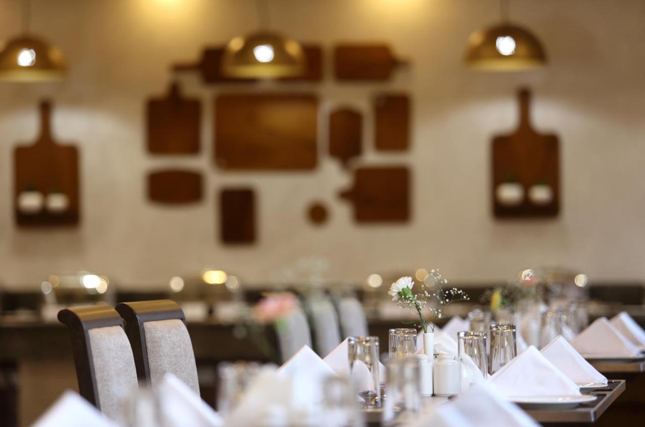Sugar Business Hotel Kochi Zewnętrze zdjęcie